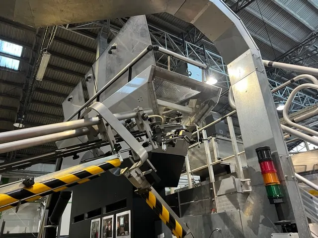 Sopradora PET Sidel PET Blower Sidel 10.14 2 Usada — máquina de engarrafamento usada