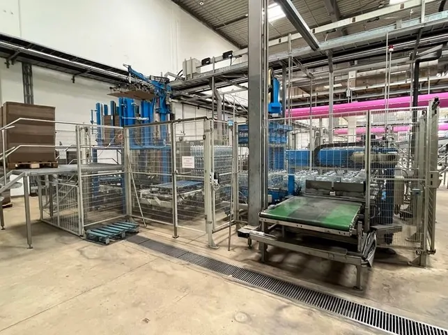 Used PET Complete Bottling Line 25.000 bph photo 9