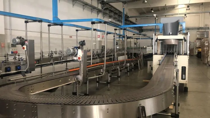 Used PET Complete Bottling Line Krones photo 5