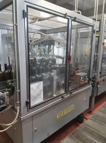 Enxaguadora Costec rinser Costec 5.000 bph Usada — linha de engarrafamento usada para Rinsers