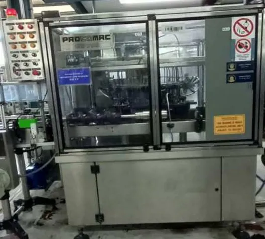 Enxaguadora Procomac rinser Procomac 3.500 bp Usada — linha de engarrafamento usada para Rinsers