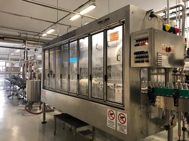 Used rinser Procomac Linestar 20.000 bph photo 4