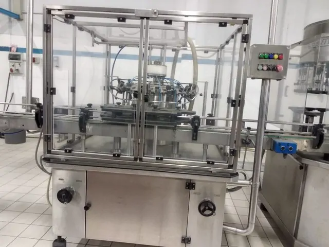 Enxaguadora Vir Mauri rinser Vir Mauri 2.500 b Usada — linha de engarrafamento usada para Rinsers