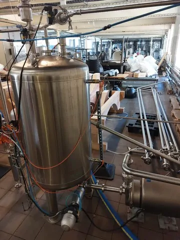 Saturador Actemium Saturator 2.000 lt/h Act Usada — linha de engarrafamento usada para Saturators