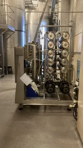 Equipamento Diverso Permeare Tangential Filter System Usada — linha de engarrafamento usada para Various Machines