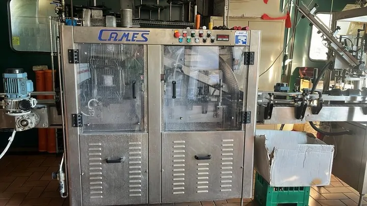 Lavadora-Secadora Cames Washer-Dryer Cames WDT-1 Usada — linha de engarrafamento usada para Washer-Dryers
