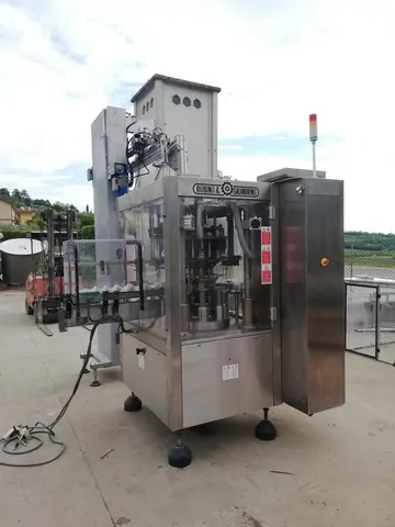 Wirehooder Robino & Galandrino Wirehooder Robino&Galand Usada — linha de engarrafamento usada para Wirehooders