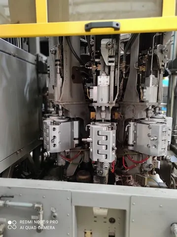 Used Blow Moulding Machine Smi Sr 8 photo 3