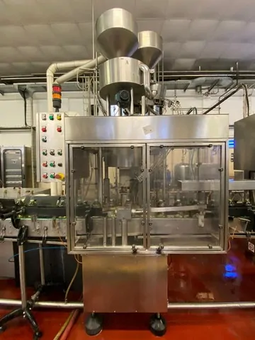 Capsuladora Arol Capper Arol Stelvin 30×6 Usada — linha de engarrafamento usada para Cappers