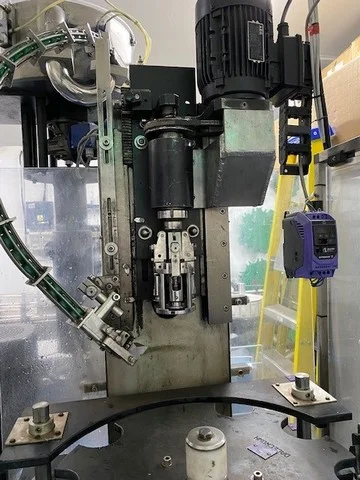 Capsuladora capper for ROPP cap Usada — linha de engarrafamento usada para Cappers