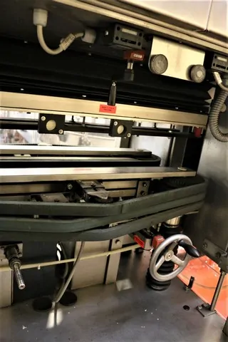 Inspetor de Garrafas Krones Bottle Inspector Krones Usada — linha de engarrafamento usada para Bottle Inspectors